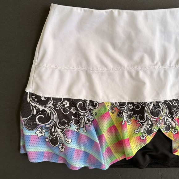 Lucky In Love Sport Skorts Skirt Tennis Womens L White Floral Pixel Flounce - Picture 2 of 5